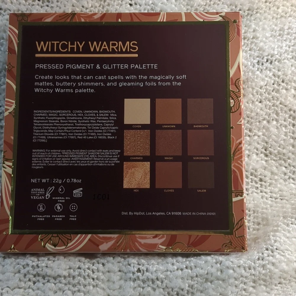 HIPDOT Pressed Pigment/Glitter Palette in Witchy Warms, 22g/0.78oz
